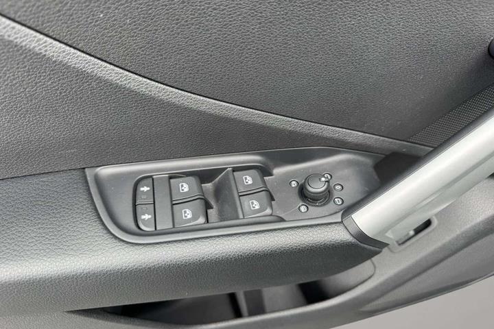 Sort Audi Q2 fra 2023