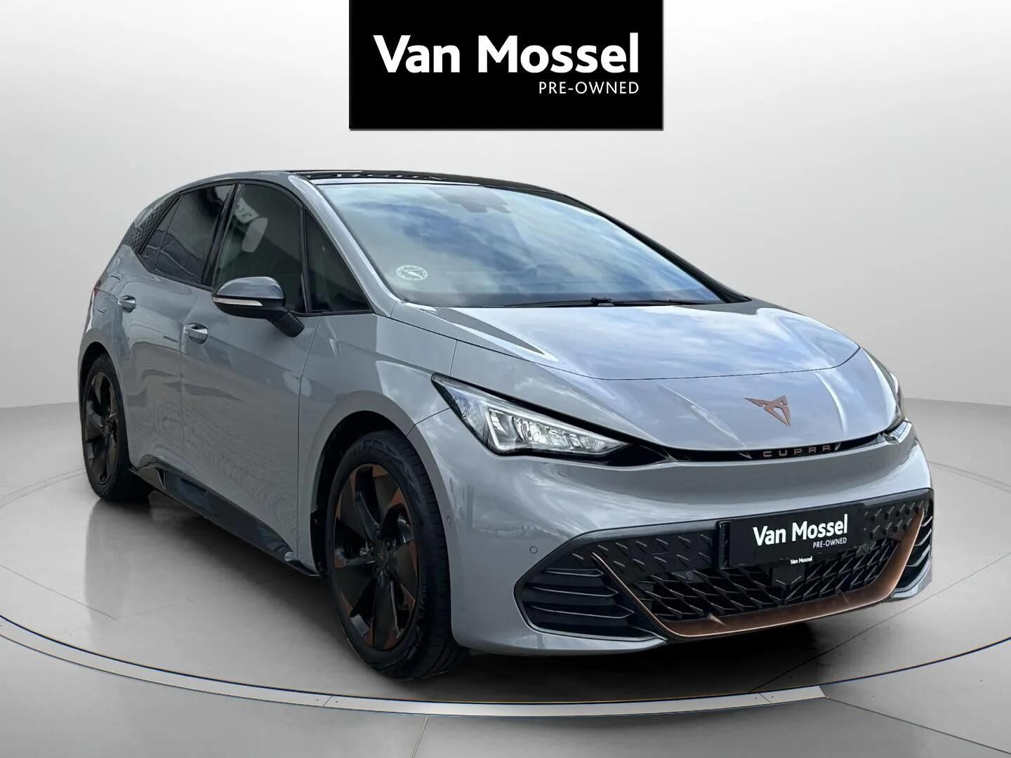 Grå Cupra Born fra 2022