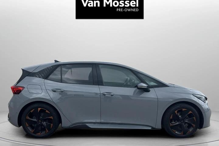 Grå Cupra Born fra 2022