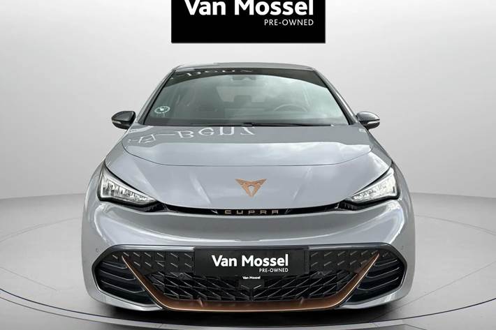 Grå Cupra Born fra 2023
