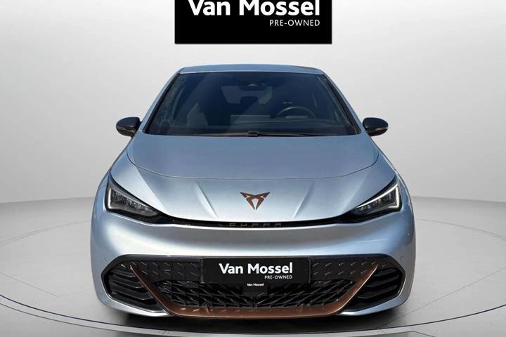 Sølv Cupra Born fra 2022