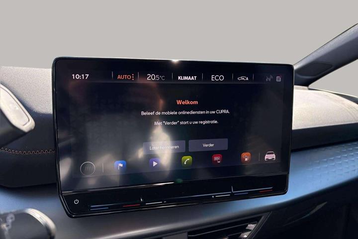 Sølv Cupra Born fra 2022