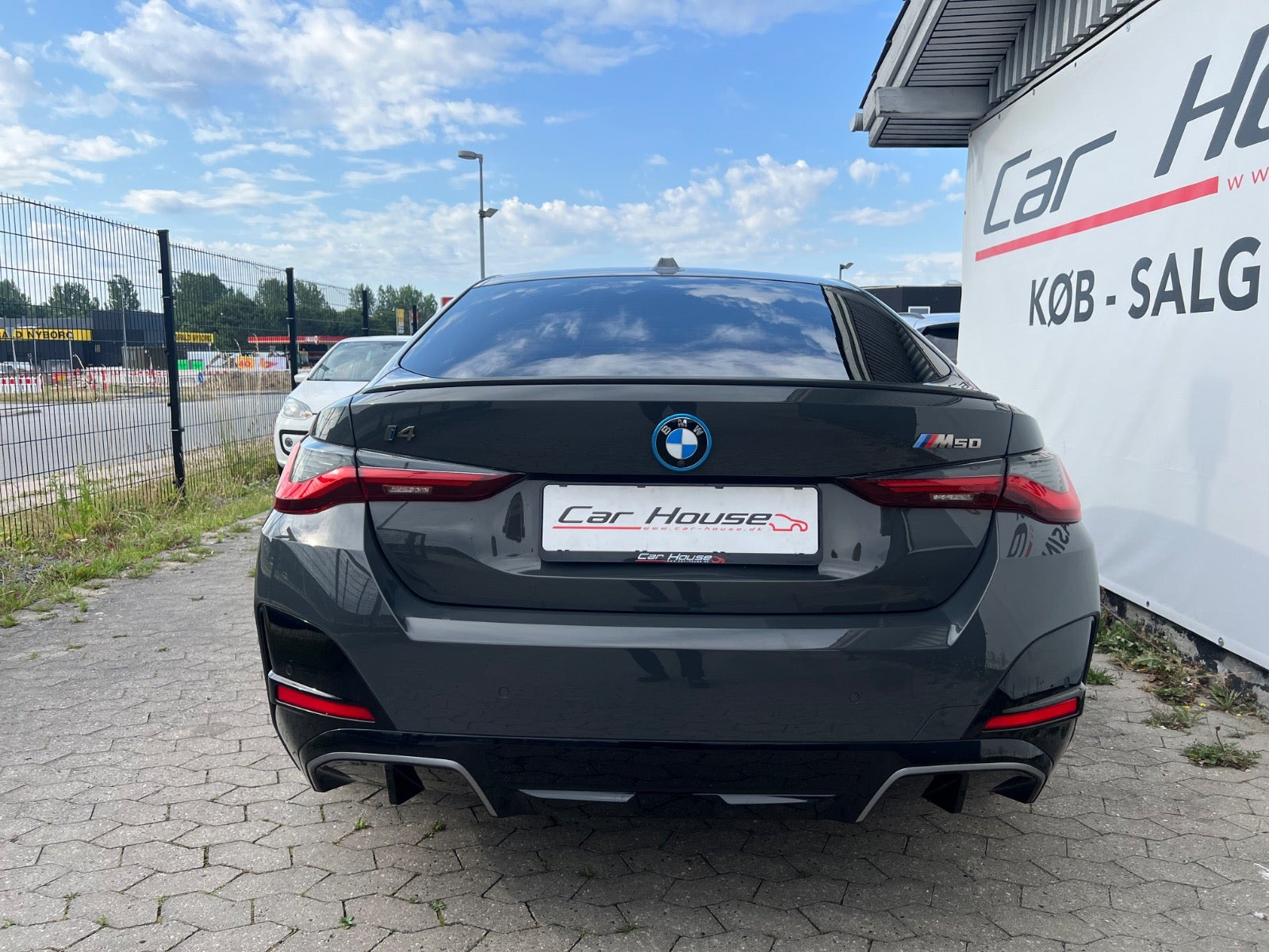 Grå BMW i4 fra 2022