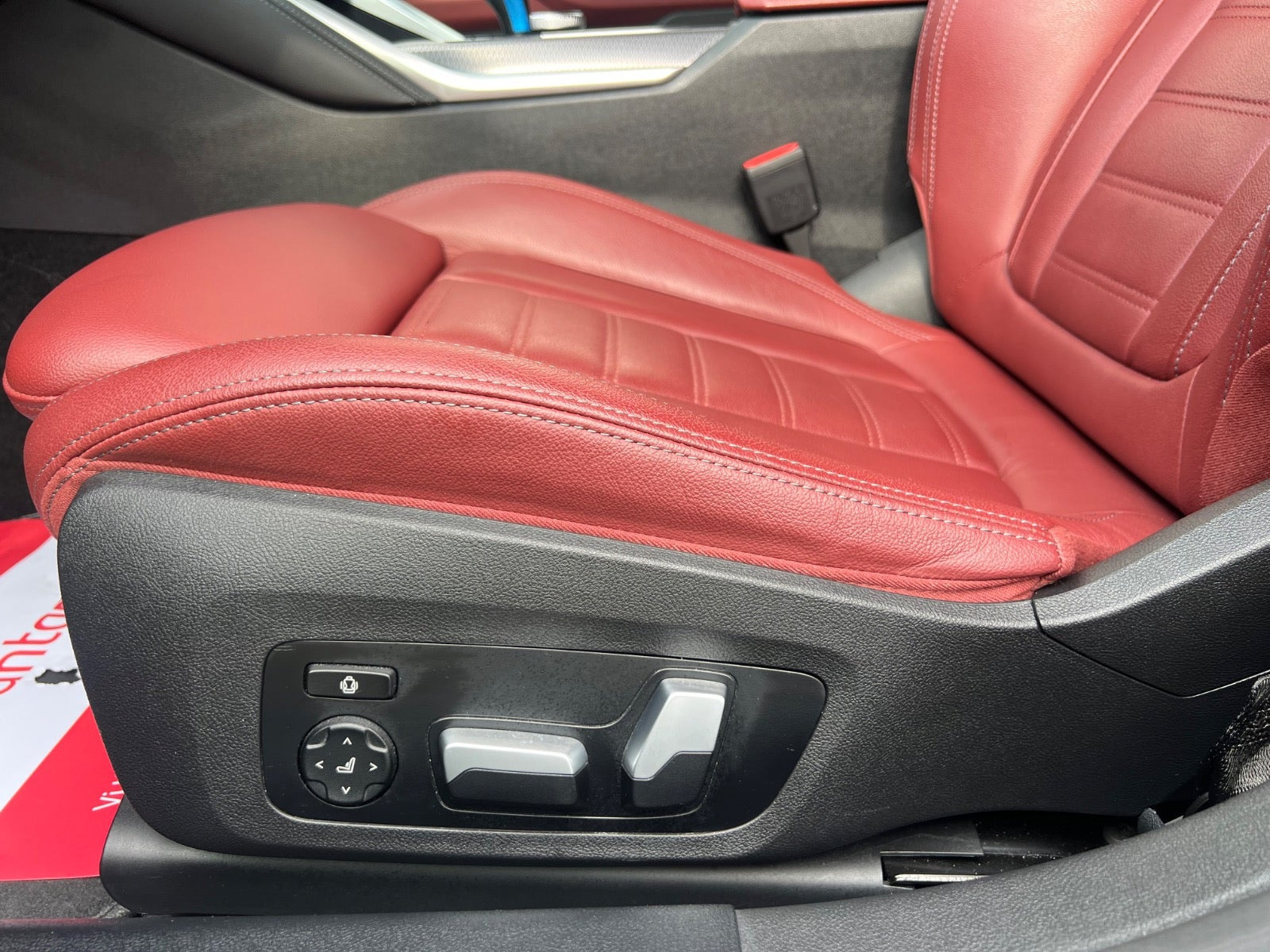 Grå BMW i4 fra 2022