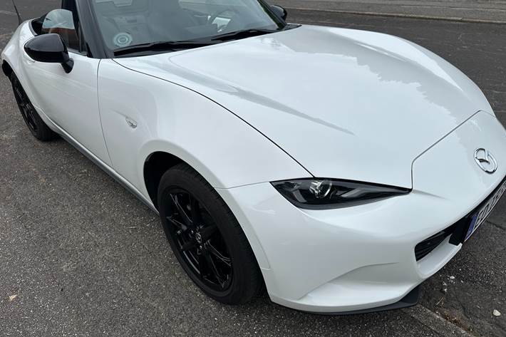 Hvid Mazda MX-5 fra 2024