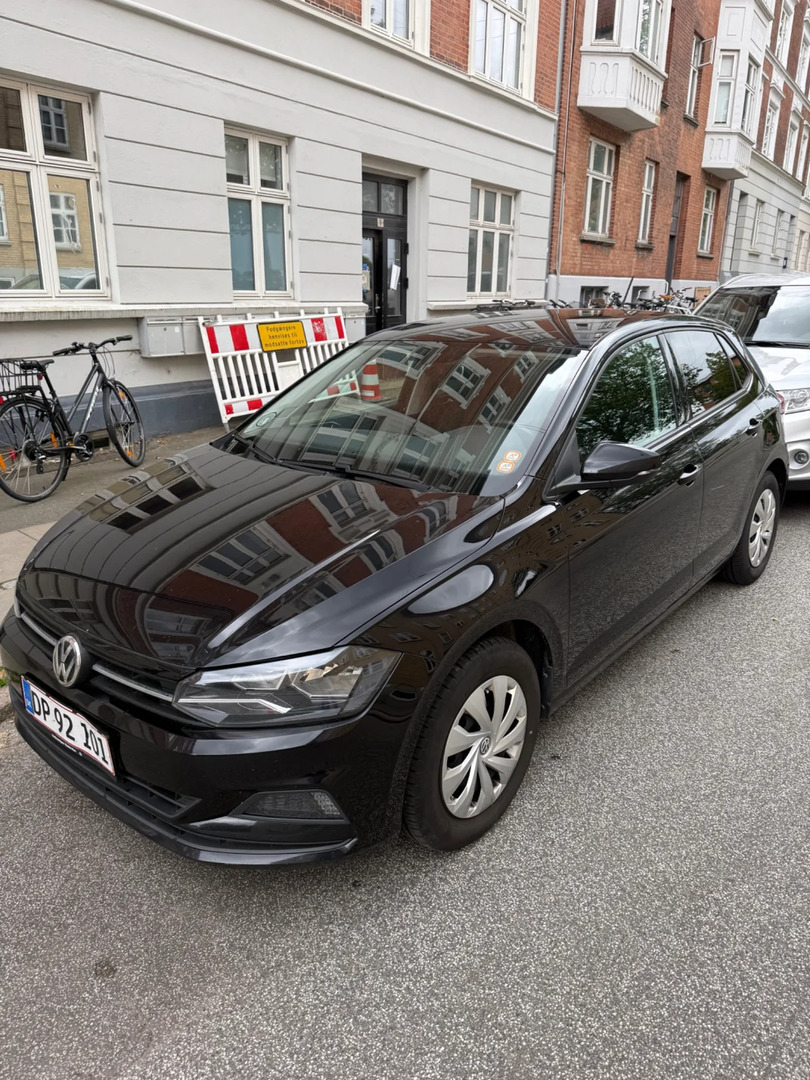 Sort VW Polo fra 2019