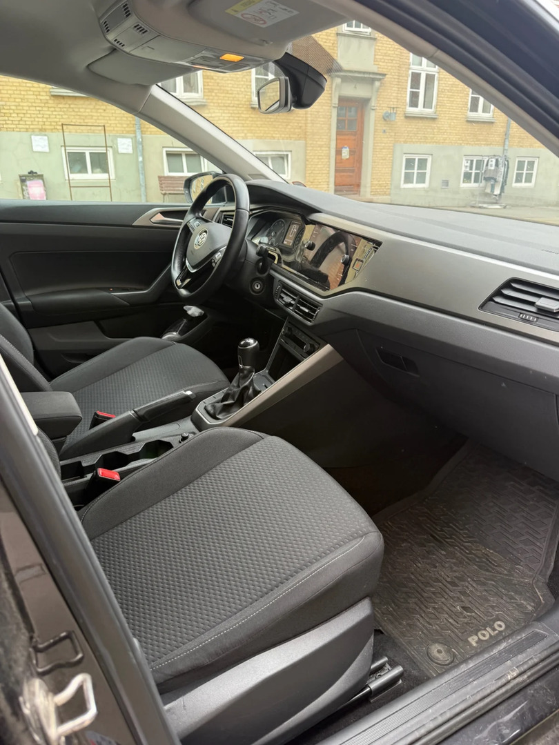 Sort VW Polo fra 2019