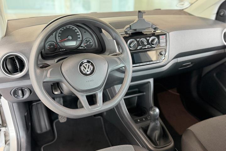 Sølv VW UP! fra 2018
