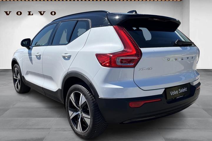 Hvid Volvo XC40 fra 2022
