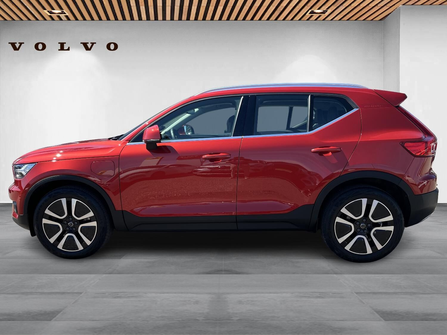 Rød Volvo XC40 fra 2020