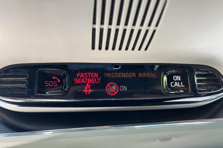 Rød Volvo XC40 fra 2020