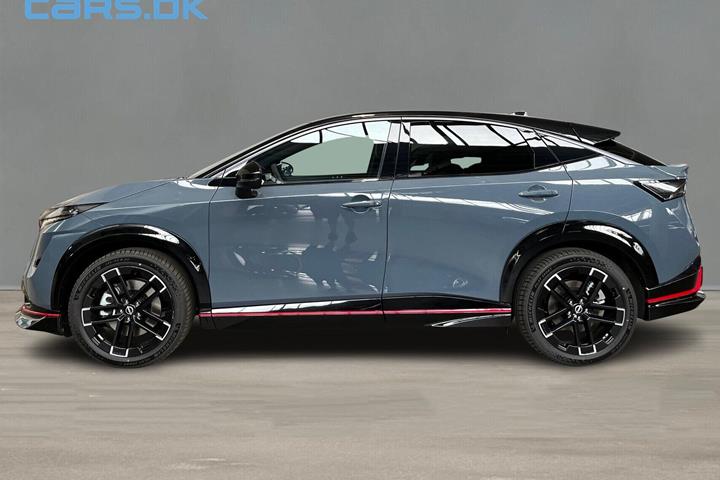 Grå Nissan Ariya fra 2026