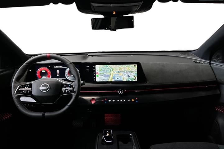 Grå Nissan Ariya fra 2026