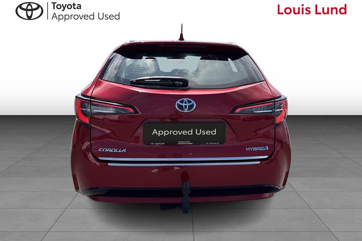 Rød Toyota Corolla fra 2019
