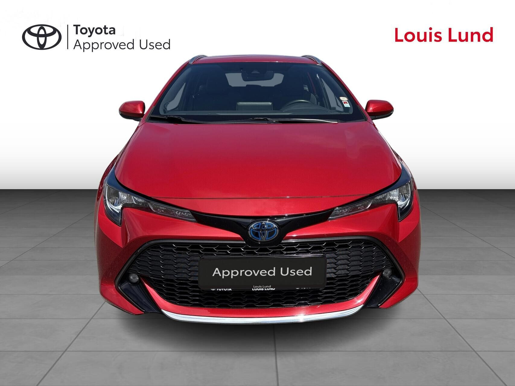 Rød Toyota Corolla fra 2019