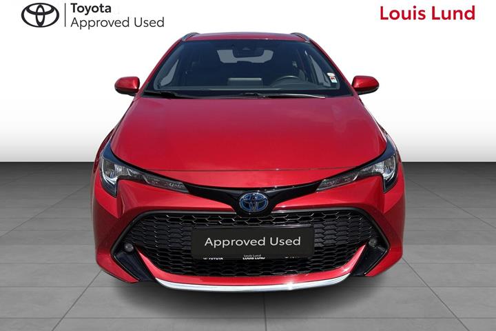 Rød Toyota Corolla fra 2019