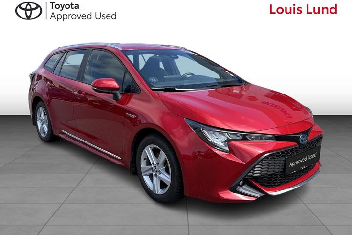 Rød Toyota Corolla fra 2019
