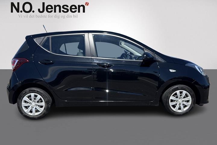 Sort Hyundai i10 fra 2018