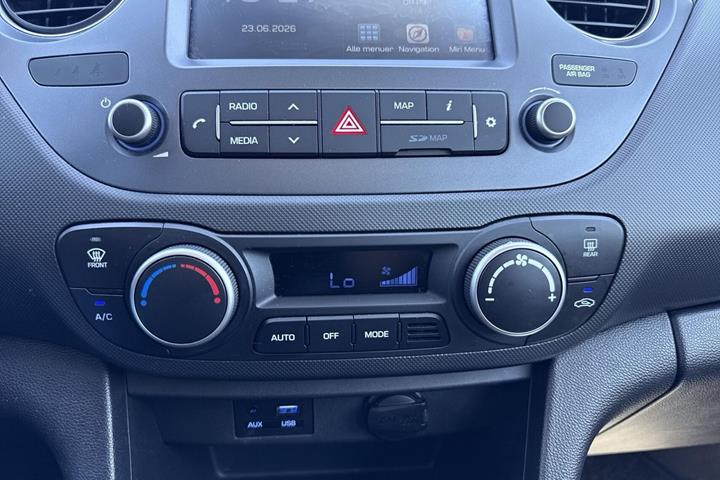 Sort Hyundai i10 fra 2018