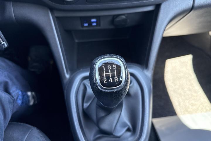 Sort Hyundai i10 fra 2018