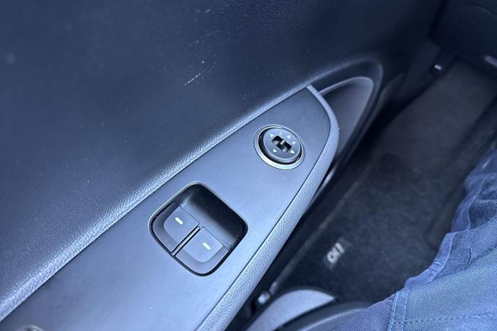 Sort Hyundai i10 fra 2018