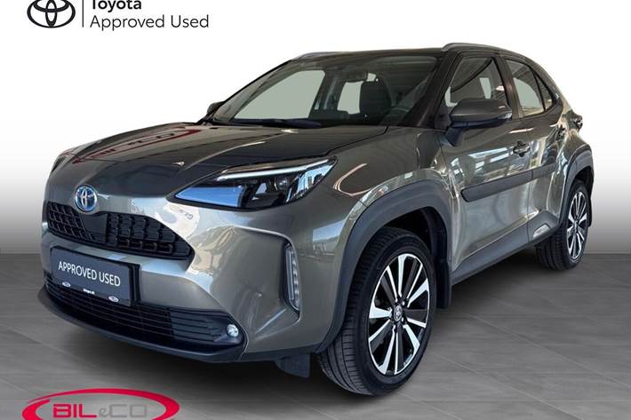 Bronze Toyota Yaris Cross fra 2022