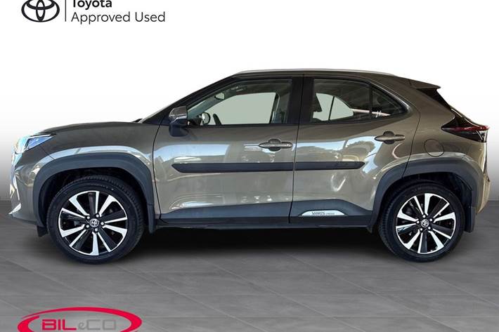 Bronze Toyota Yaris Cross fra 2022