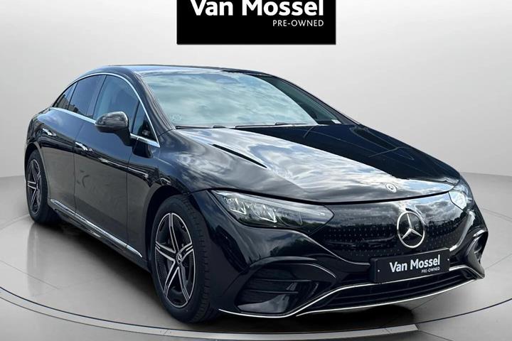 Sort Mercedes EQE 350+ fra 2025