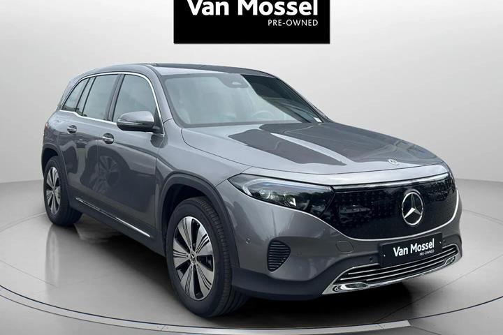 Grå Mercedes EQB 250+ fra 2025