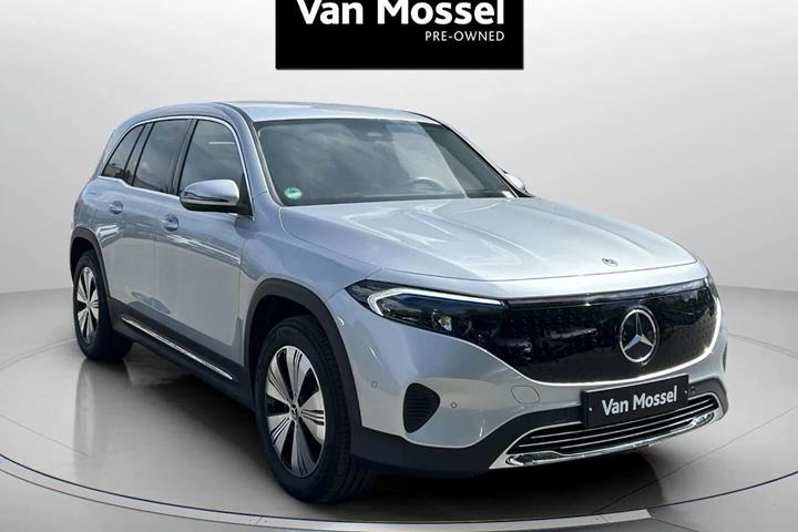 Sølv Mercedes EQB 250+ fra 2025