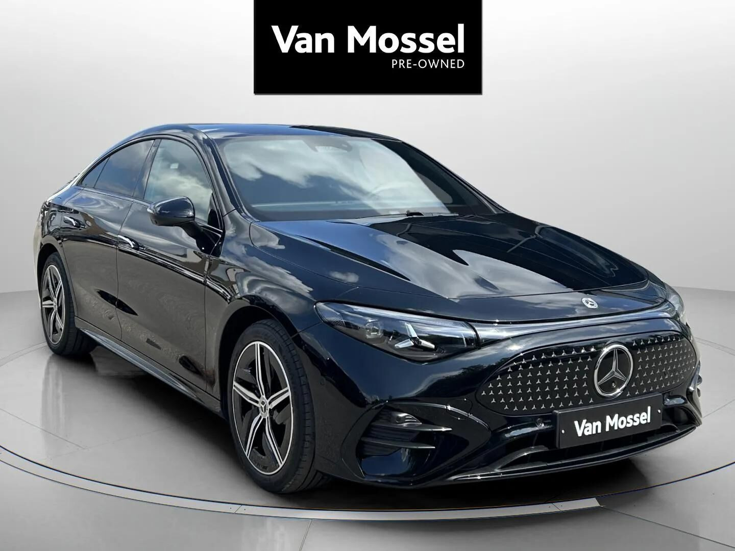 Sort Mercedes CLA250+ fra 2025