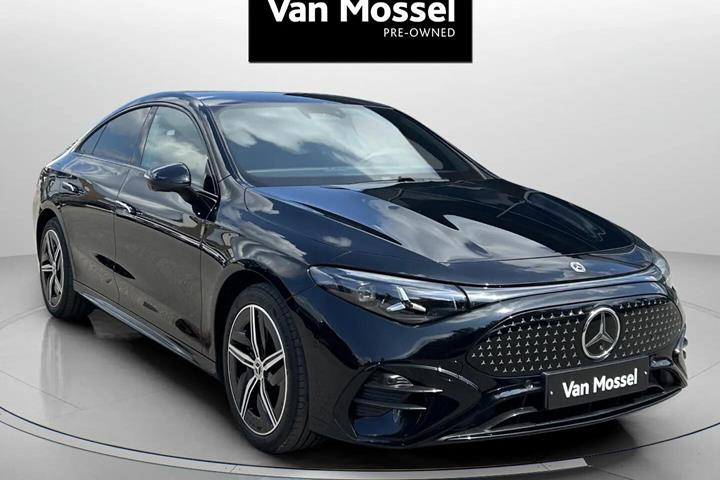 Sort Mercedes CLA250+ fra 2025