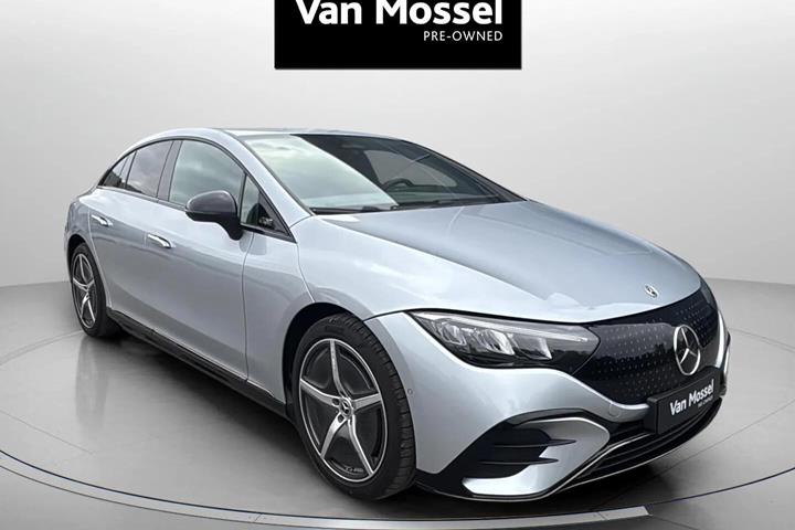 Sølv Mercedes EQE 350+ fra 2025