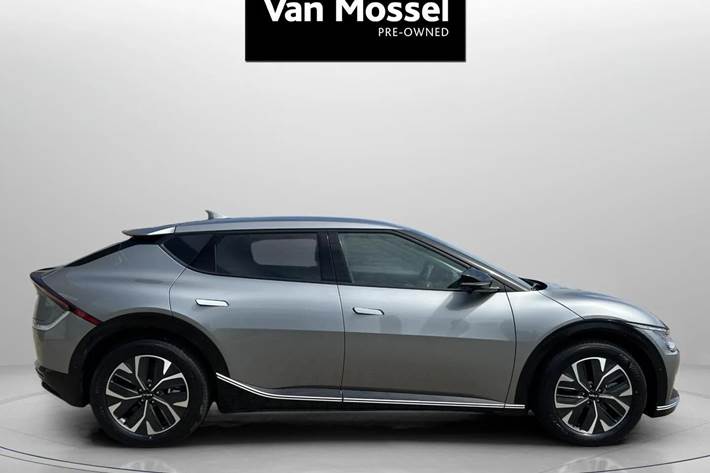 Grå Kia EV6 fra 2025