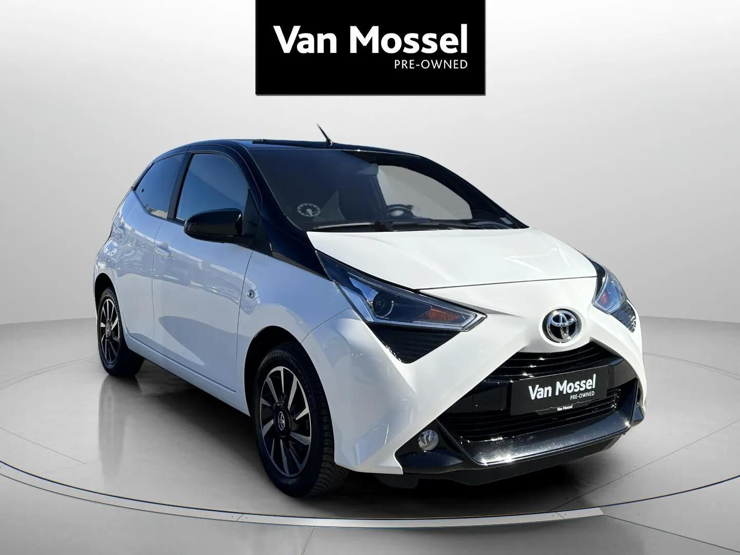 Hvid Toyota Aygo fra 2021