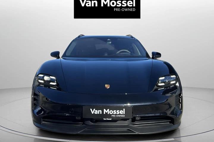 Sort Porsche Taycan fra 2022