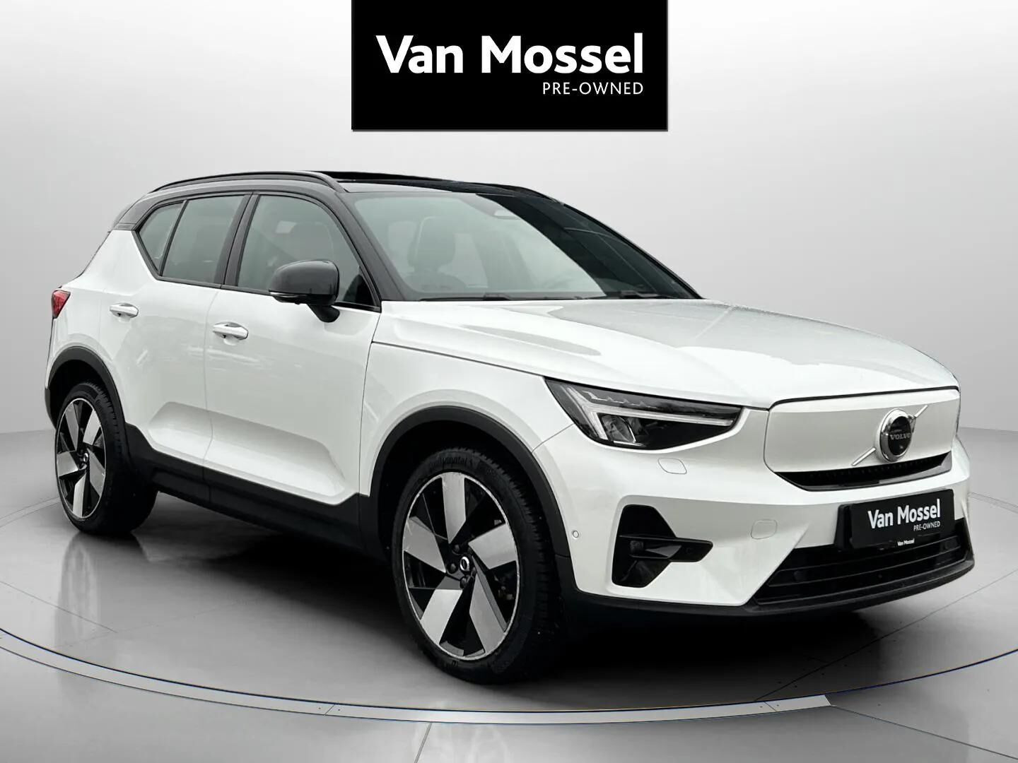 Hvid Volvo XC40 fra 2022