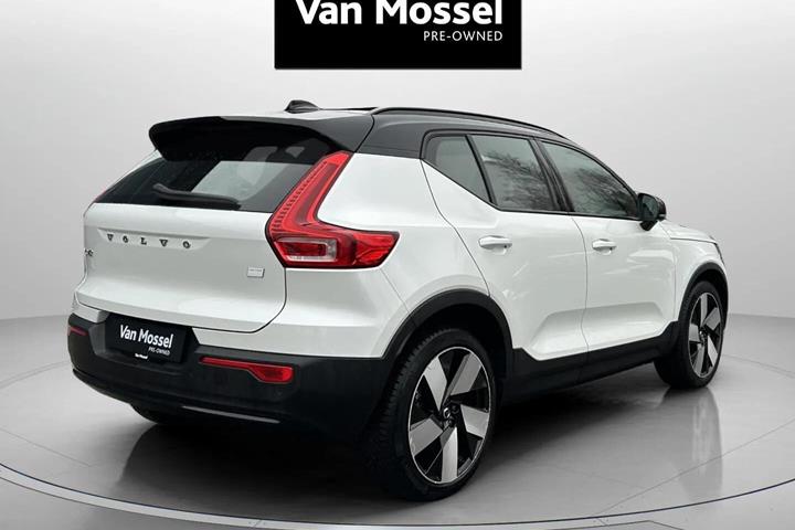 Hvid Volvo XC40 fra 2022