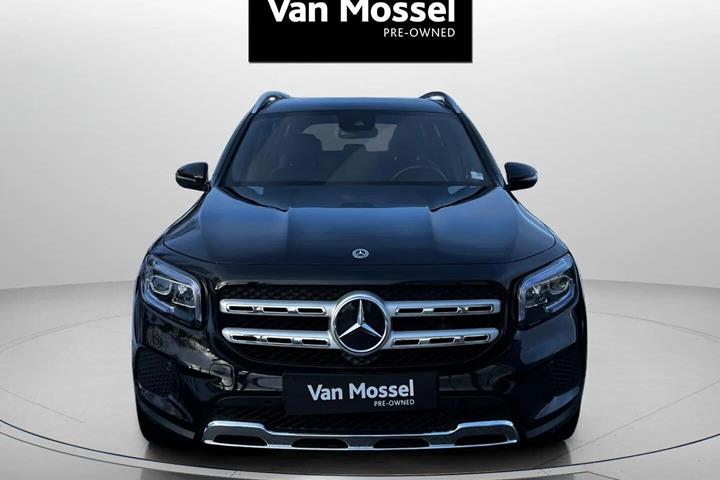 Sort Mercedes GLB200 fra 2022