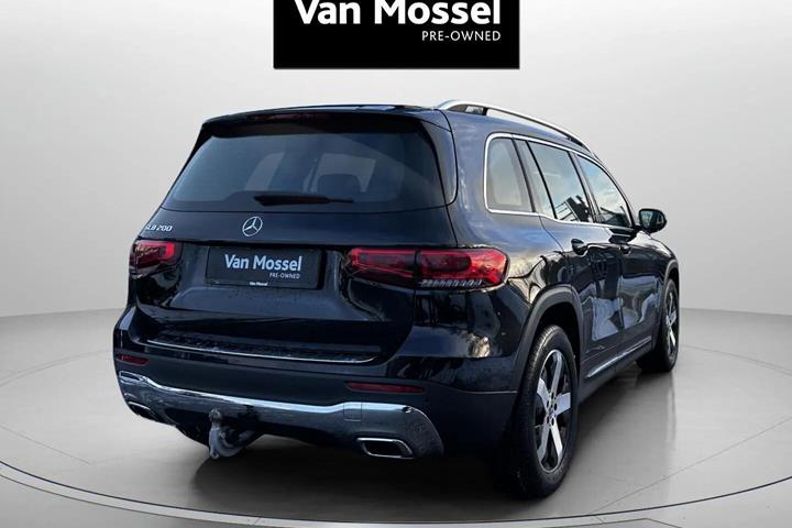 Sort Mercedes GLB200 fra 2022