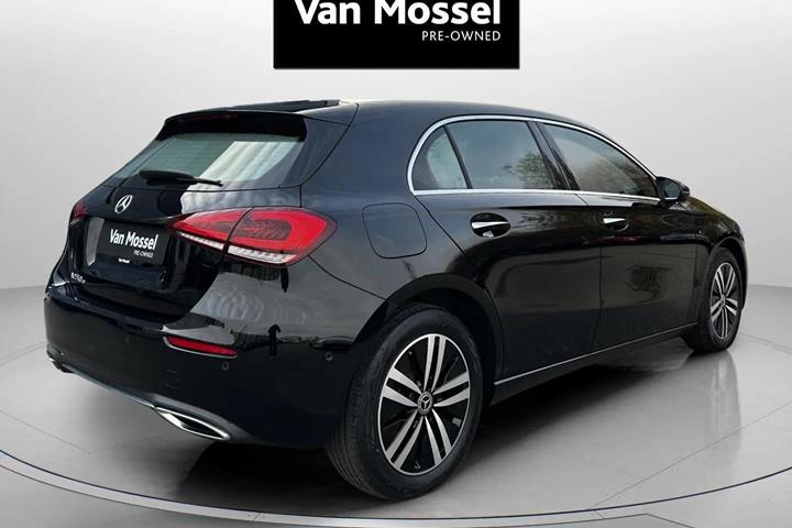 Sort Mercedes A250 e fra 2020