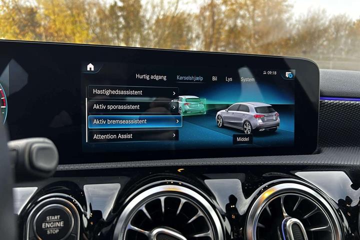 Sort Mercedes A250 e fra 2020