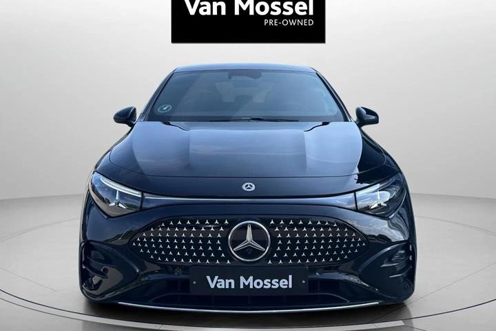 Sort Mercedes CLA250+ fra 2025