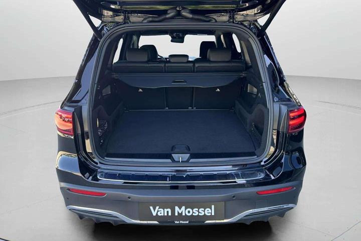 Sort Mercedes EQB 250+ fra 2025
