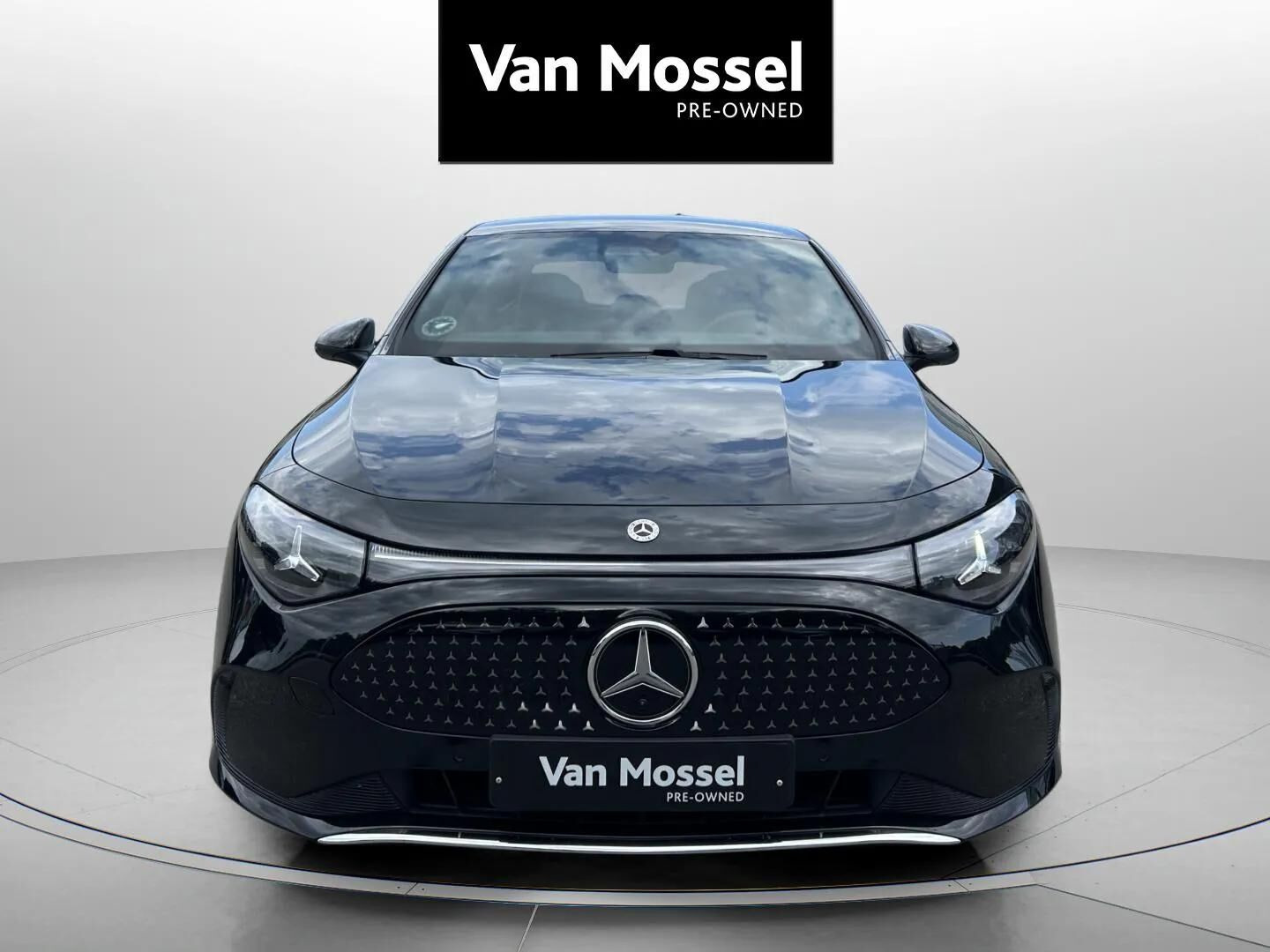 Sort Mercedes CLA250+ fra 2025
