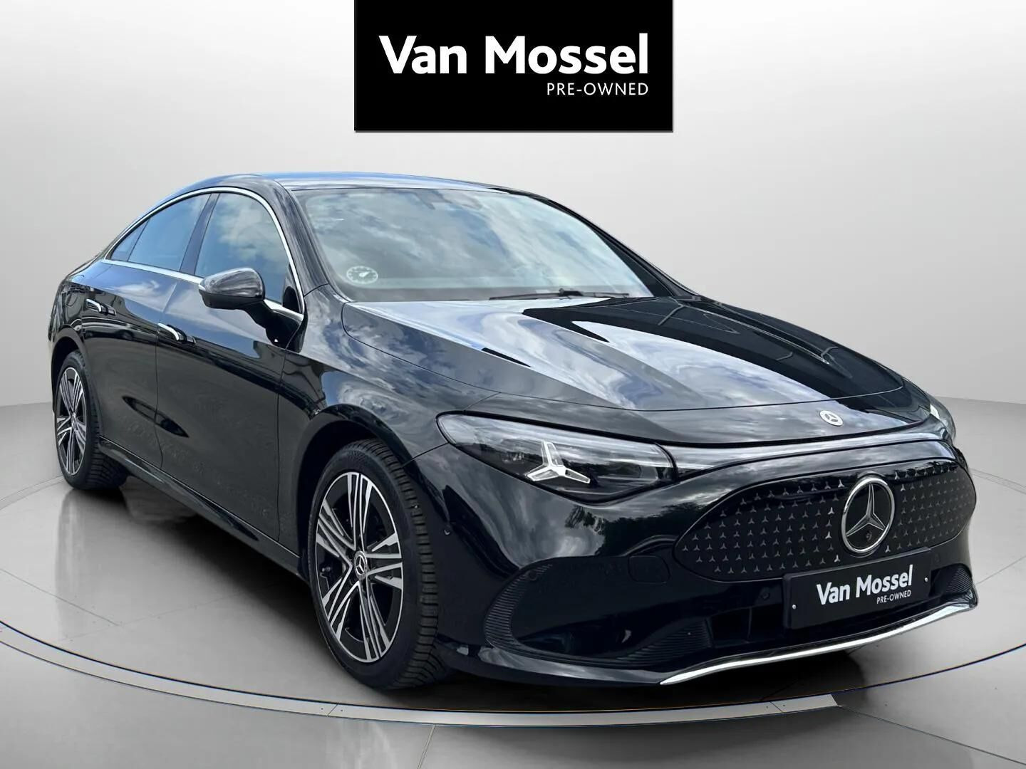 Sort Mercedes CLA250+ fra 2025