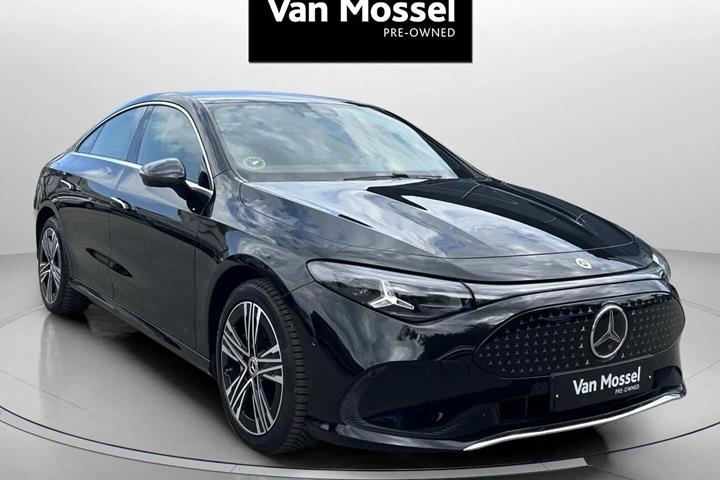 Sort Mercedes CLA250+ fra 2025