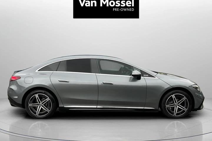Grå Mercedes EQE 350+ fra 2025