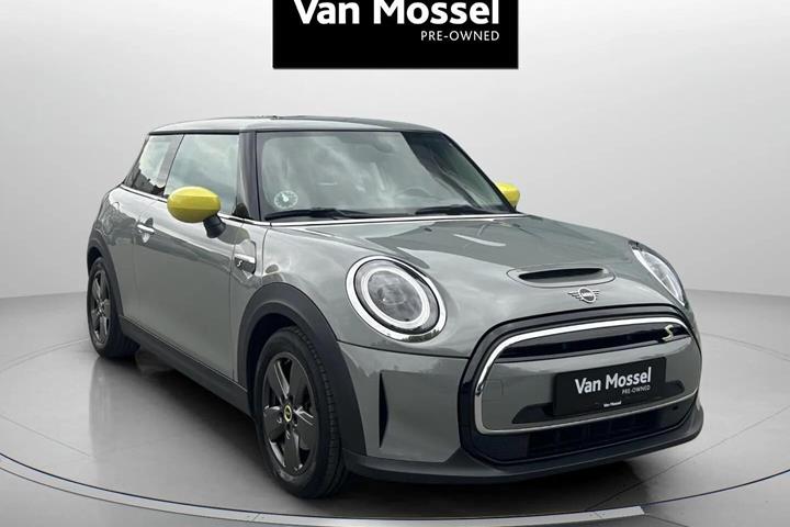 Grå Mini Cooper fra 2022