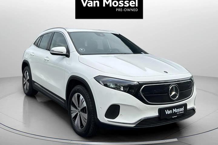 Hvid Mercedes EQA 250 fra 2023